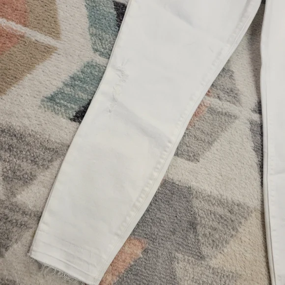 Spanx Distressed Skinny Jean White size Medium NEW - Picture 5 of 10